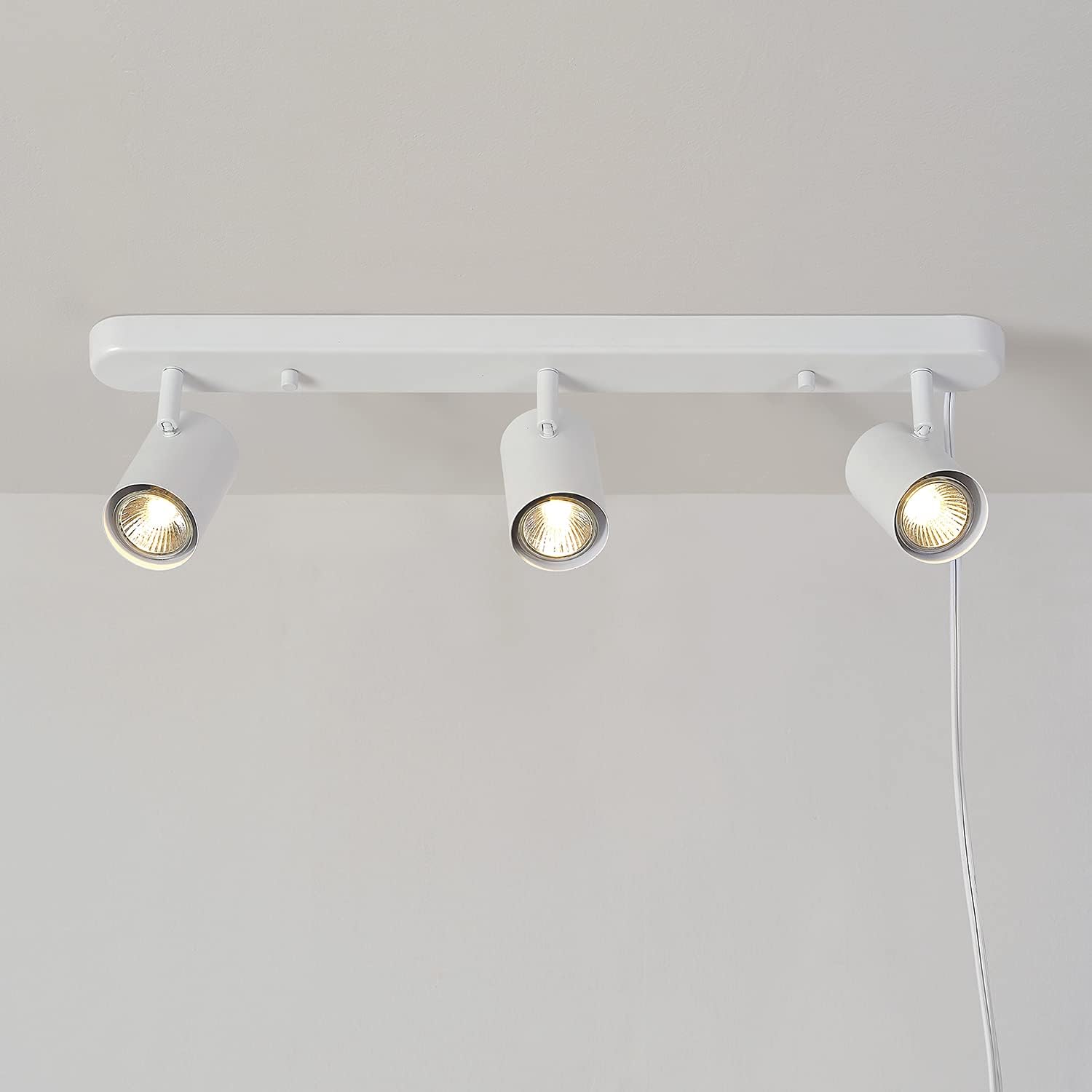 Globe Electric Dale 3-Light Track Lighting with Plug-In Design