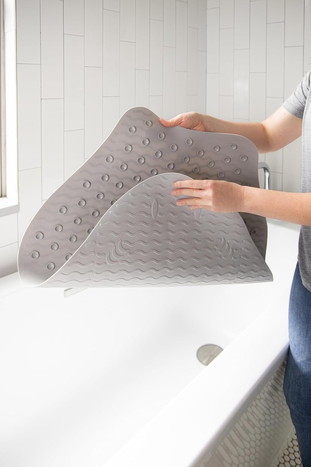 Ubbi Stingray Bath Mat for Baby Gray