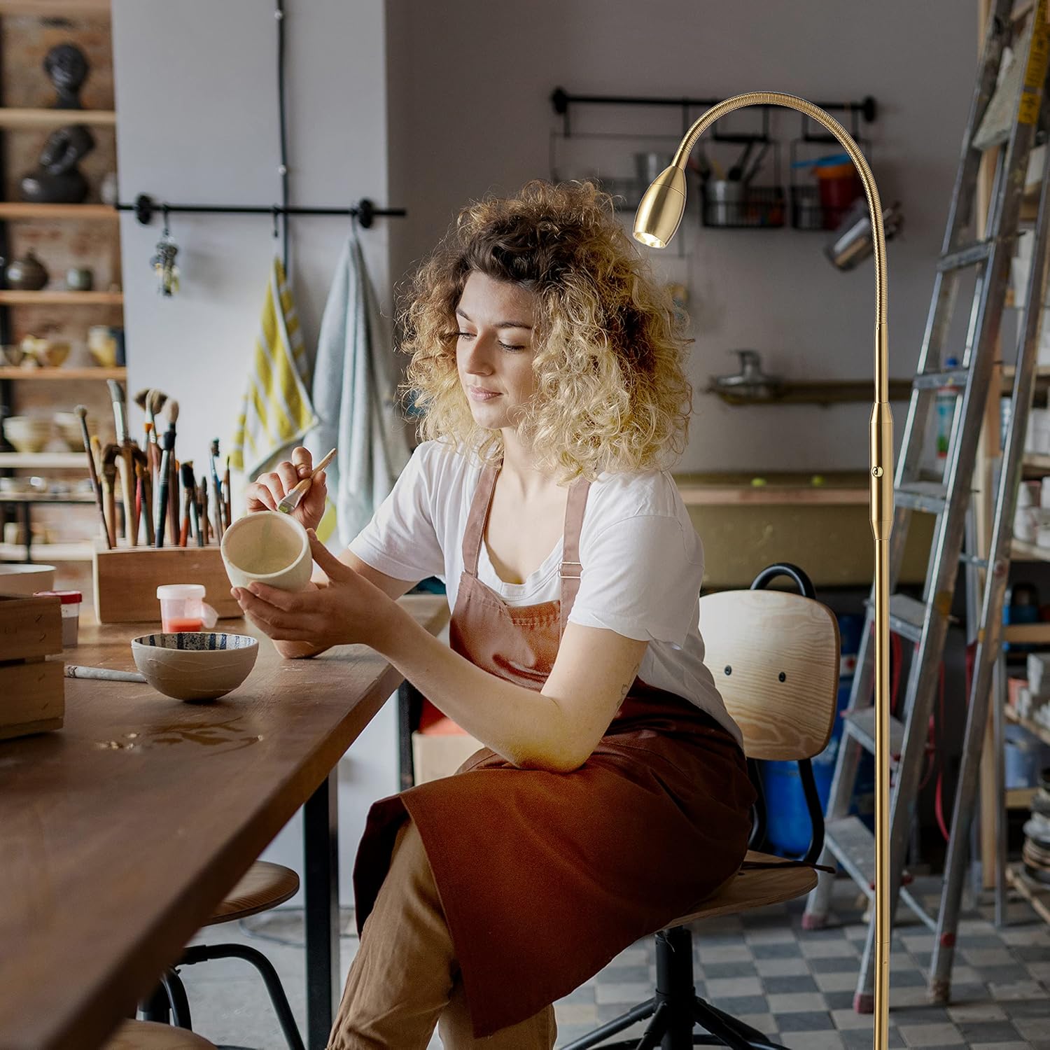 OBright Ray Floor Lamp - Dimmable Zoomable Flexible
